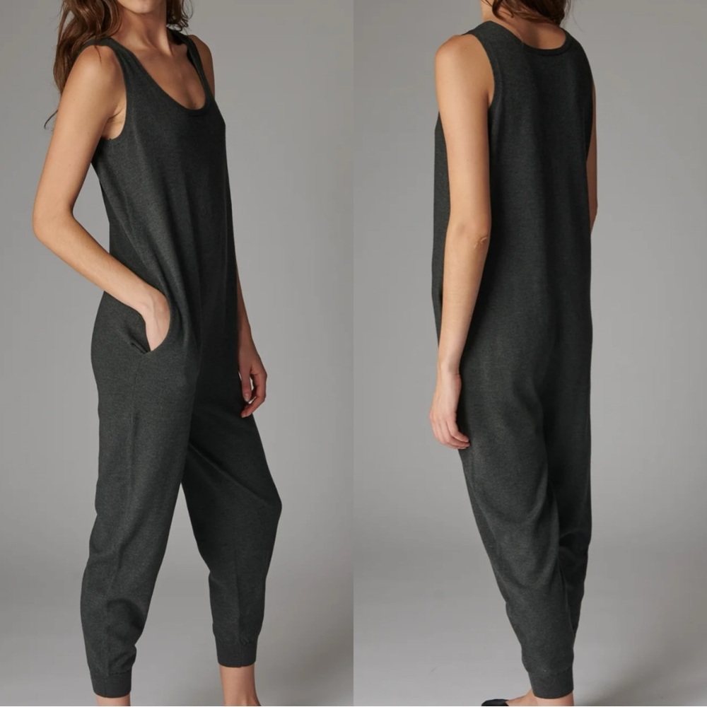SVILU Remsen Jumpsuit Charcoal Grey Wool Pockets Medium / Large
